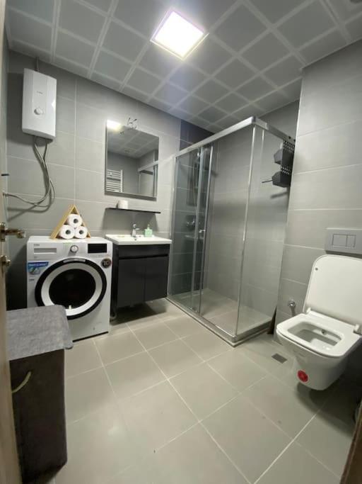 Cevahir Sky City Apartment With Spa, Pool & Fitness Included Skopje Exterior photo