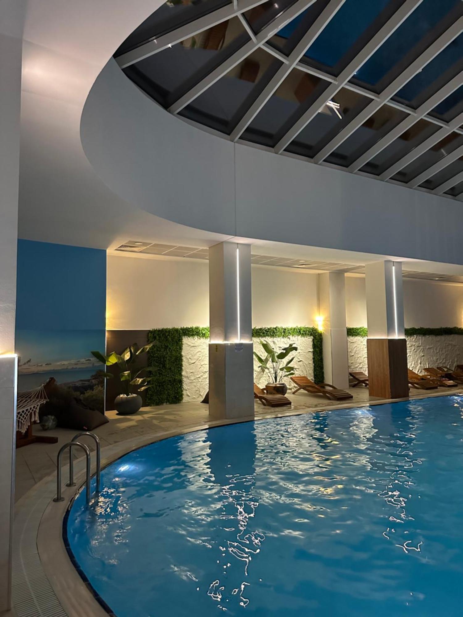 Cevahir Sky City Apartment With Spa, Pool & Fitness Included Skopje Exterior photo