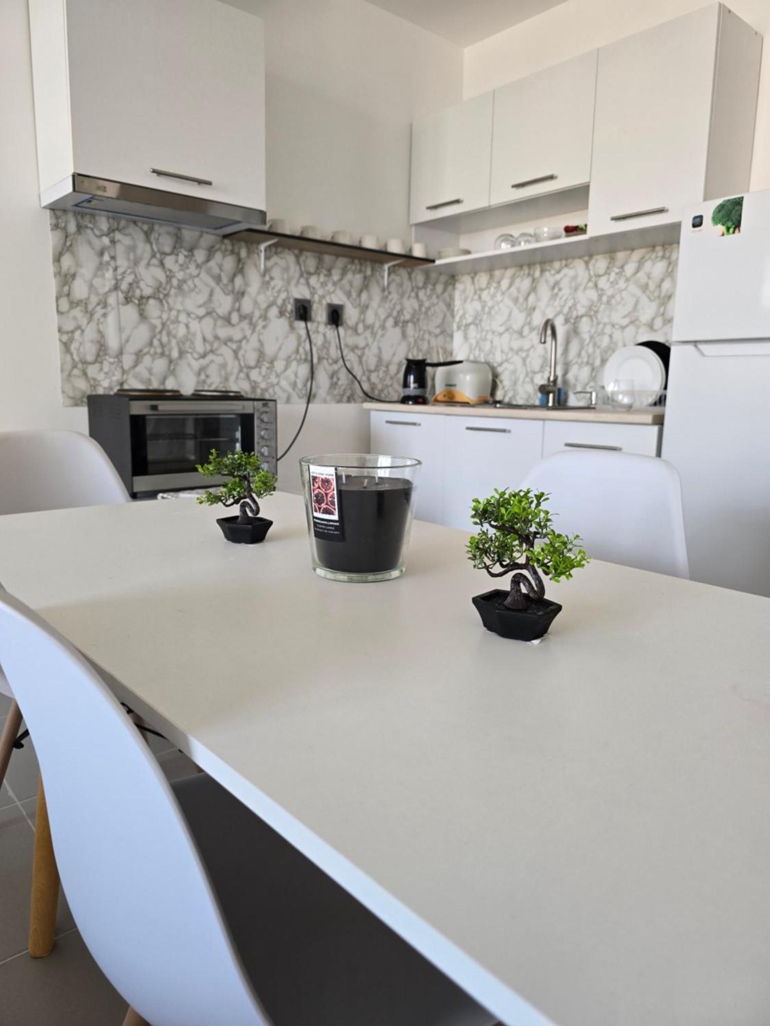 Cevahir Sky City Apartment With Spa, Pool & Fitness Included Skopje Exterior photo
